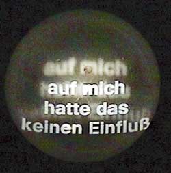 Partitur für einen Bläser und zwanzig Stimmen, 2000